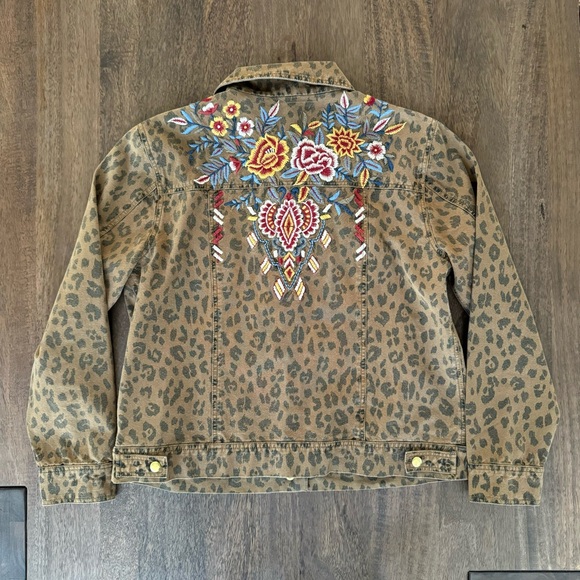 Kyla Seo Hand Embroidered Leopard Cheetah Jacket - Picture 2 of 12
